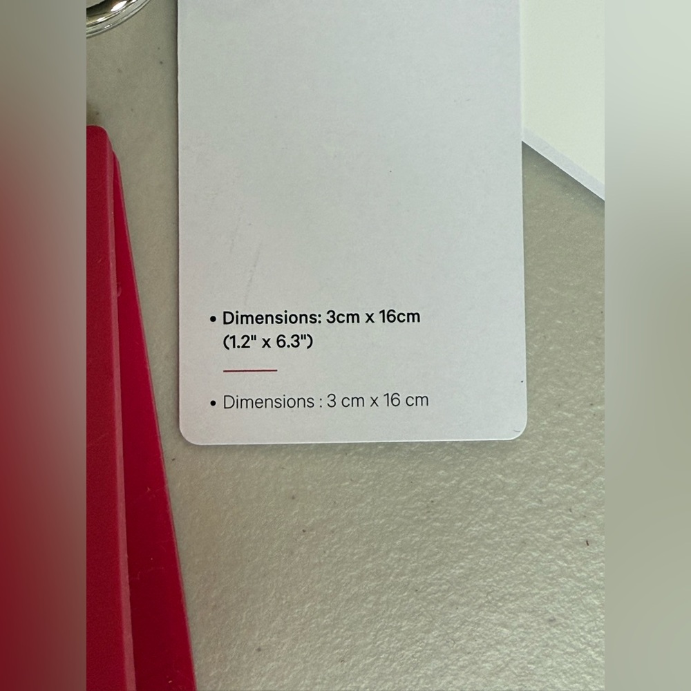 Lululemon Silicone Keychain RBCO/MGDM Raspberry coulis/Mango Dream - Picture 4 of 4
